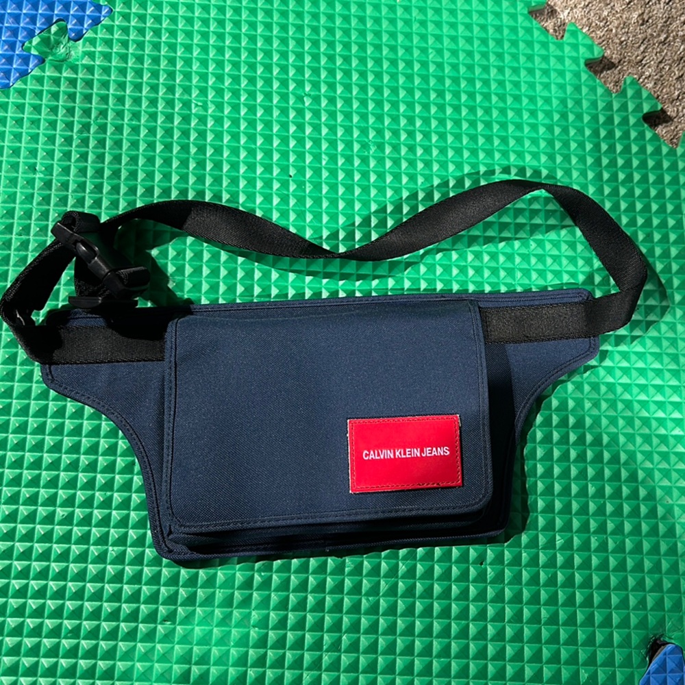 Calvin Klein Navy Fanny Pack